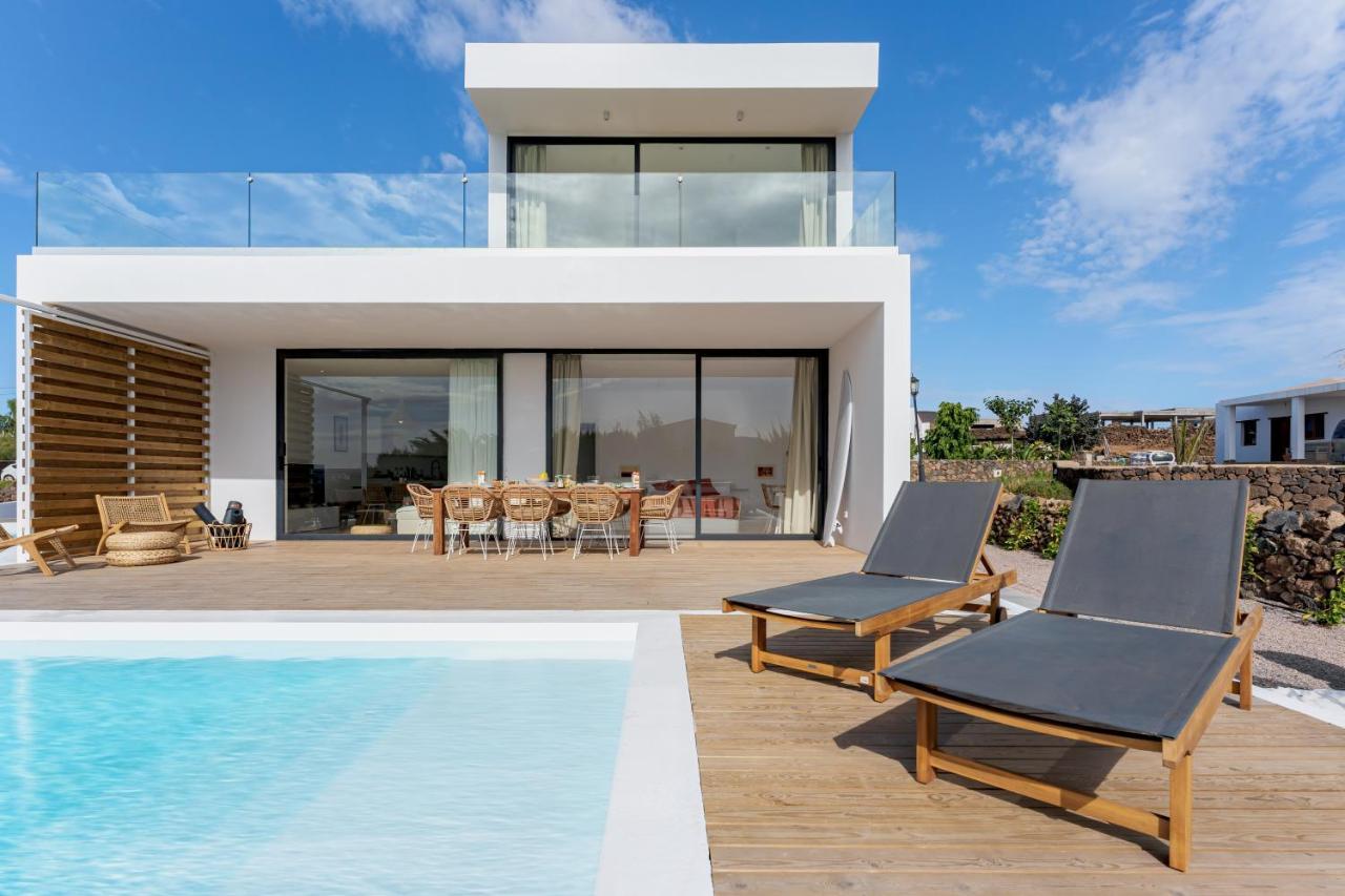Villa Elena, Luxery Villa With Swimming Pool! 라하레스 외부 사진