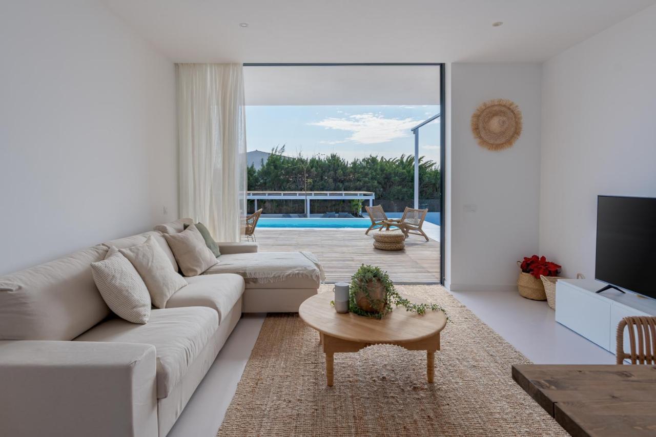 Villa Elena, Luxery Villa With Swimming Pool! 라하레스 외부 사진